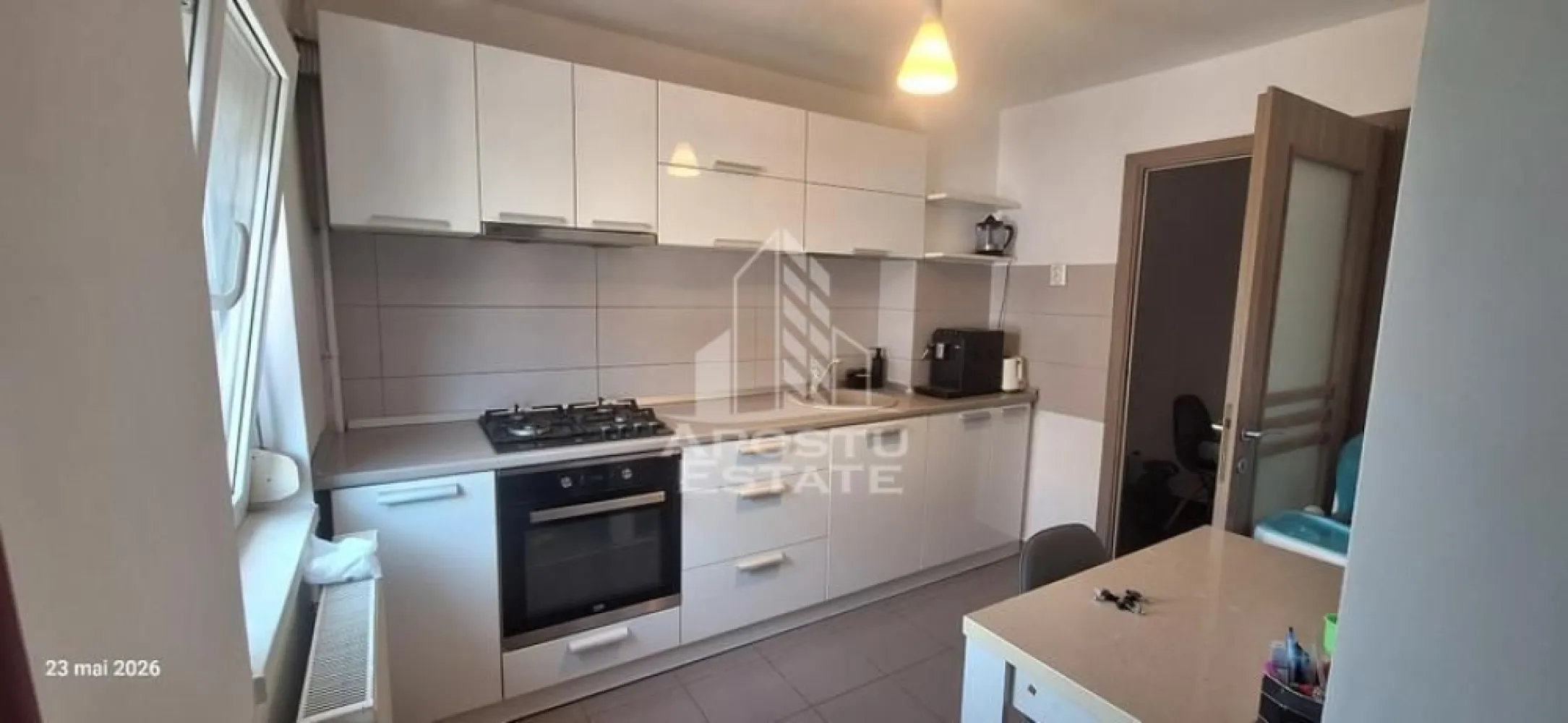 Apartament cu 3 camere, de vanzare, zona Kiriac, Timisoara