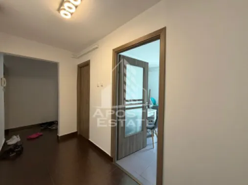 Apartament cu 3 camere, de vanzare, zona Kiriac, Timisoara