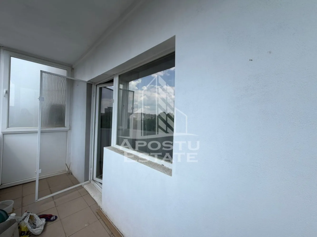 Apartament cu 3 camere, de vanzare, zona Kiriac, Timisoara