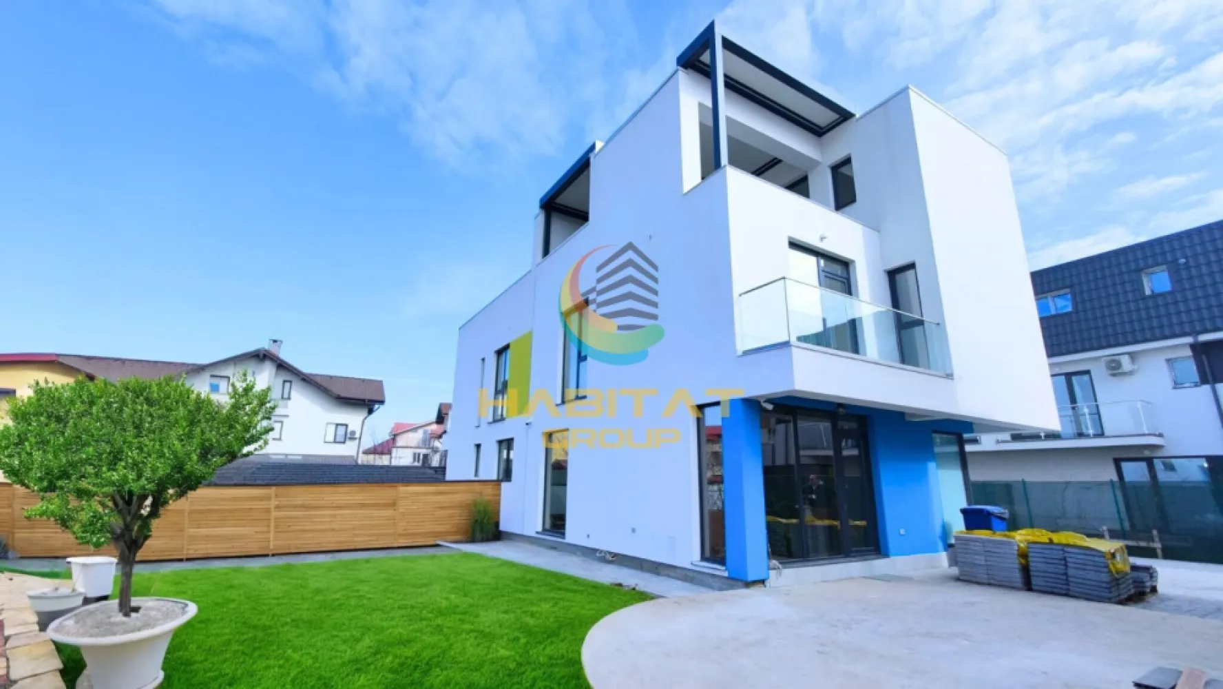 Casa 4 Camere | 2 Bai | Finisaje premium | Utilitati Complete - Casă modernă de vânzare în Popești-Leordeni – confort, siguranță și tehnologie pentru familia ta. Descoperă o locuință inteligentă, construită pentru un stil de viață modern și eficient energetic.

Preț: 290.000 € TVA inclus | Comision 0%

- Sistem Smart Home – controlezi încălzirea în pardoseală direct de pe telefon
- Geamuri tripan Low-E pentru izolație termică și facturi reduse
- Construcție solidă – fundație adâncă și izolație fonică superioară
- Utilități complete: gaze, curent, canalizare
- Curte amenajată și finisaje premium
- Poartă automată și sistem de supraveghere video
- Locație excelentă – la doar 10 minute de centrul Popești-Leordeni

✨ Alege o casă eficientă energetic, sigură și pregătită pentru viitor!