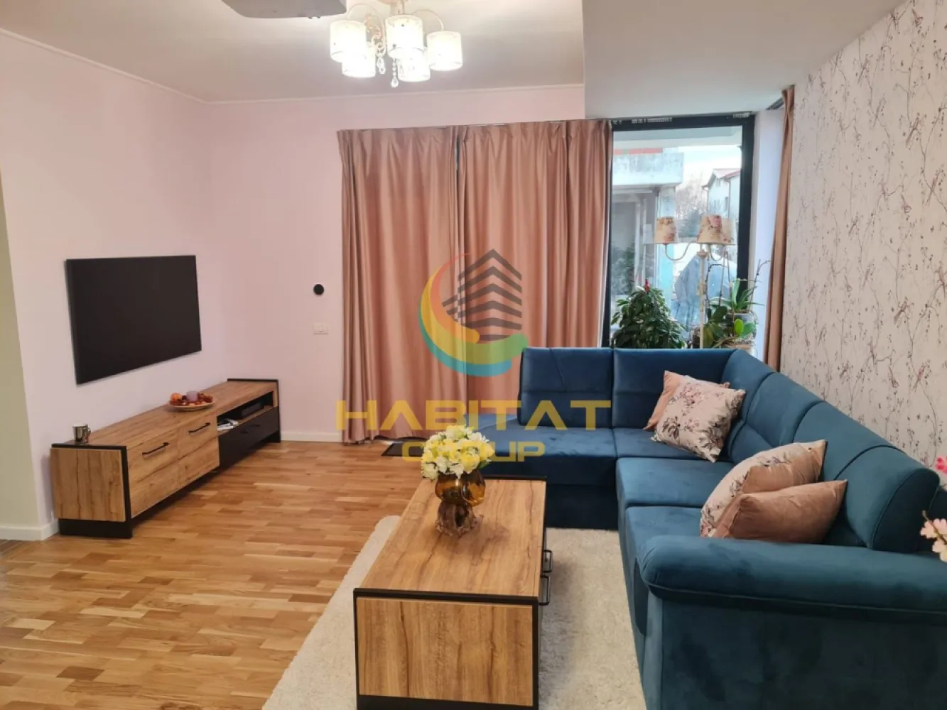 Casa 4 Camere | 2 Bai | Finisaje premium | Utilitati Complete - Casă modernă de vânzare în Popești-Leordeni – confort, siguranță și tehnologie pentru familia ta. Descoperă o locuință inteligentă, construită pentru un stil de viață modern și eficient energetic.

Preț: 290.000 € TVA inclus | Comision 0%

- Sistem Smart Home – controlezi încălzirea în pardoseală direct de pe telefon
- Geamuri tripan Low-E pentru izolație termică și facturi reduse
- Construcție solidă – fundație adâncă și izolație fonică superioară
- Utilități complete: gaze, curent, canalizare
- Curte amenajată și finisaje premium
- Poartă automată și sistem de supraveghere video
- Locație excelentă – la doar 10 minute de centrul Popești-Leordeni

✨ Alege o casă eficientă energetic, sigură și pregătită pentru viitor!