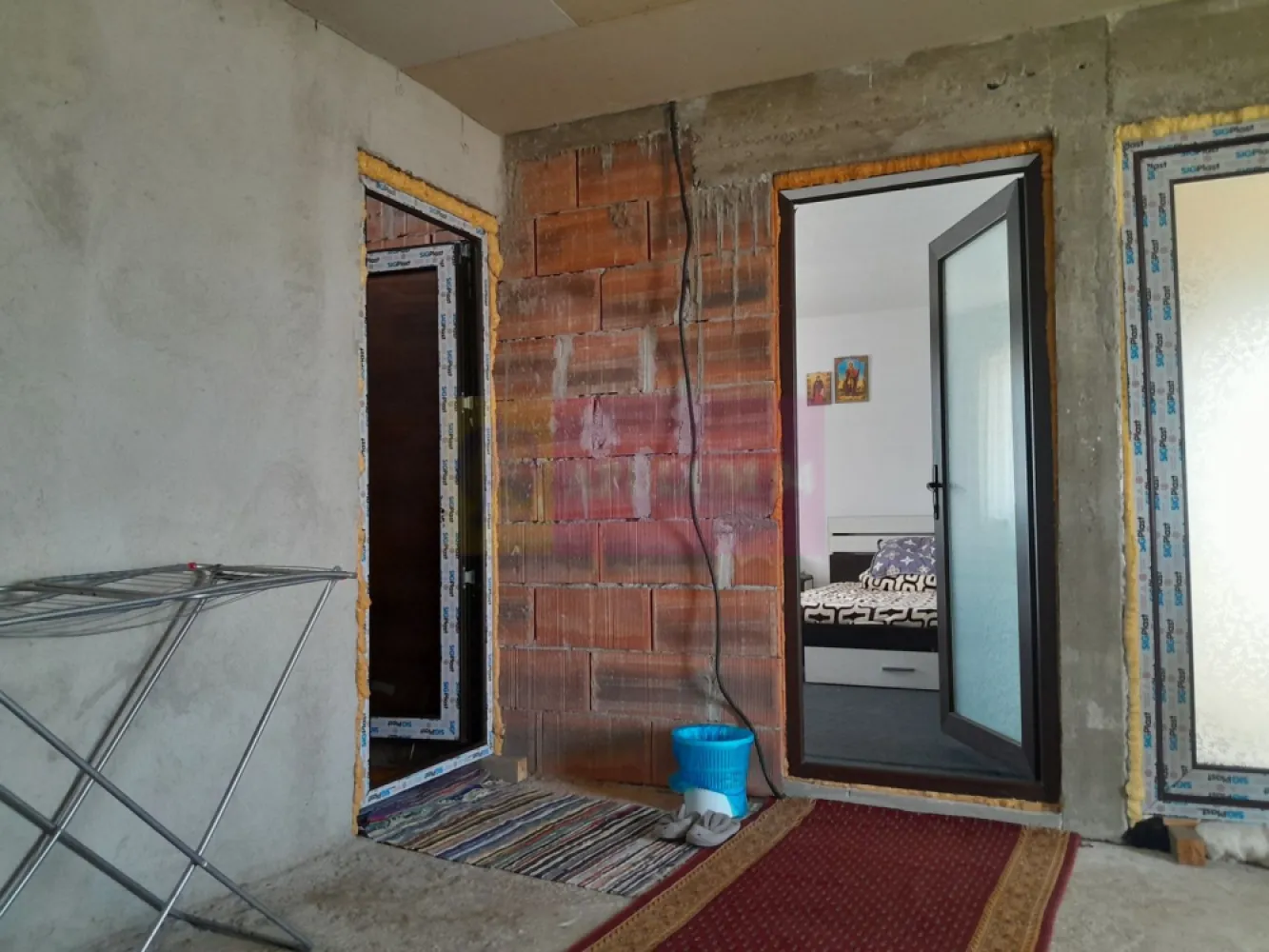 VARASTI / GR - CASA P+1+M (4 CAM) DE VANZARE