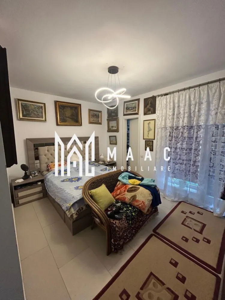 Apartament 3 camere I 2 locuri parcare I Etajul 1 I Bieltz - MAAC IMOBILIARE va prezinta, spre vânzare, un apartament deosebit cu 3 camere, situat la etajul 1 al unui imobil select, amplasat într-un cadru deosebit, pe malul râului Cibin — o locație care îmbină armonios liniștea naturii cu rafinamentul vieții urbane. Proprietatea se remarcă printr-o compartimentare echilibrată și funcțională, concepută pentru un stil de viață confortabil, elegant, cu accent pe intimitate: living luminos, cu deschidere generoasă, dormitor, bucătărie închisă, separată elegant, ideală pentru un ambient ordonat,rafinat, baie, hol de acces. Incalzire in pardoseala. Aferente locuintei- 2 locuri de parcare (unul subteran, celalalt suprateran). Avantaje: locație premium, cu deschidere către spațiu verde și curs de apă; zonă liniștită, cu valoare rezidențială ridicată; acces rapid către centrul orașului și principalele puncte de interes; ideala atât pentru rezidență personală, cât și pentru investiție pe termen lung. Se preda partial mobilata/utilata. Achizitia se poate face si prin credit bancar.Libera de sarcini. O proprietate dedicată celor care apreciază poziționarea excepțională, eleganța discretă și calitatea vieții, într-un cadru natural privilegiat. Pentru mai multe detalii precizati telefonic ca ati vazut anuntul cu ID:CP2881982 }}