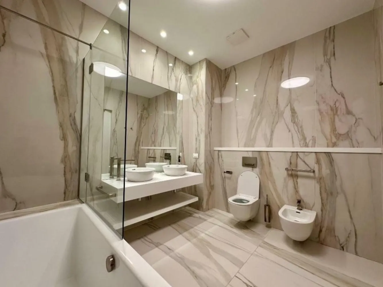 Rahmaninov one bedroom at Verdi Park