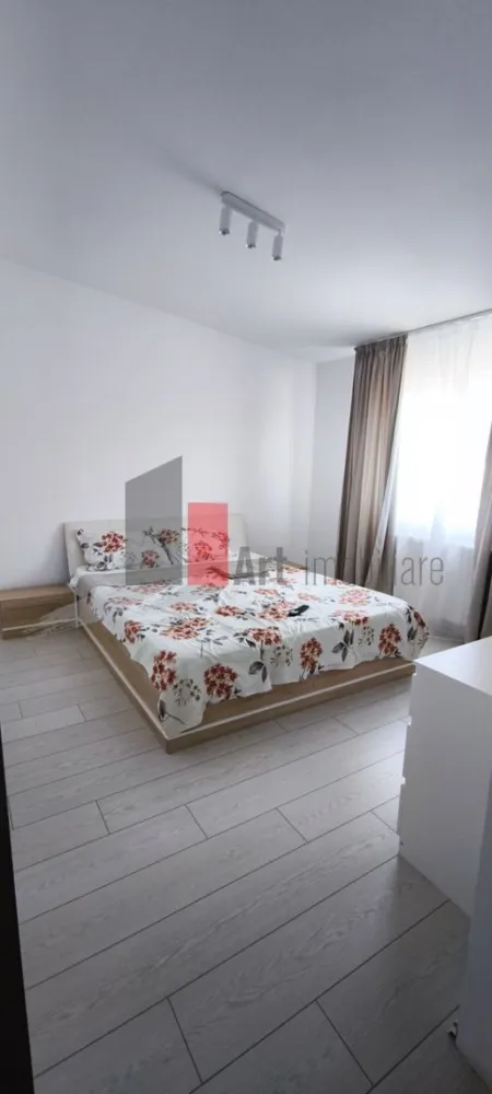 Ap 2 camere mobilat utilat Popesti L - Se inchiriaza ap 2 cam, et 5, bloc cu lift, mobilat utilat nou, cu loc de parcare, in Popesti -Leordeni.
Pretul chiriei este de 450 euro si se va plati 1 luna in avans si 1 luna garantie.
Apartamentul este in perfecta stare, curat, mobilat complet si utilat cu tv, masina de spalat, frigider cu congelator, aragaz, dulapuri etc.