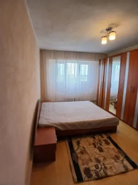 De inchiriat apartament 2 camere Mazepa 2, et. 9, 350 euro
