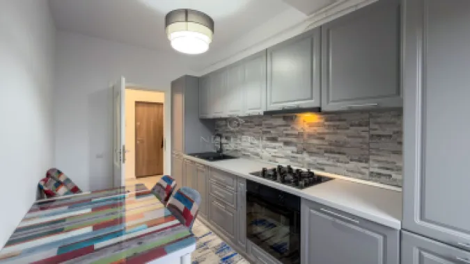 Apartament modern 2 camere de vanzare, Floresti