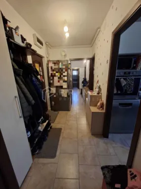 Apartament cu 3 camere, decomandat – Cartier Tudor, Zona Diamant