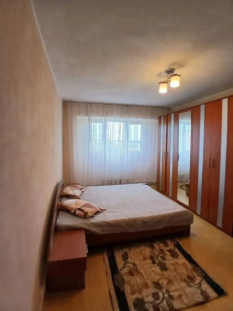 De inchiriat apartament 2 camere Mazepa 2, et. 9, 350 euro