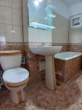 De inchiriat apartament 2 camere Mazepa 2, et. 9, 350 euro