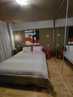 Apartament4 camere pe bd 13Septembrie stradal-Marriott, gresie VERSACE
