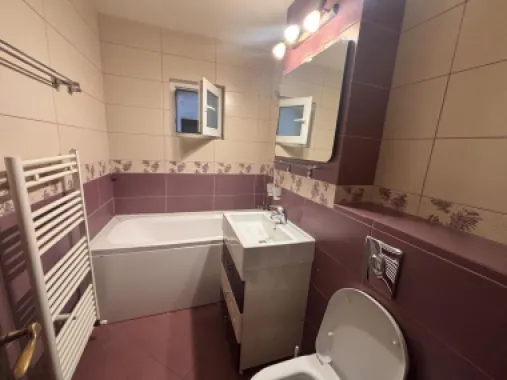 De vanzare apartament 3 camere, 85 mp, I.C. Frimu, 125.000 euro
