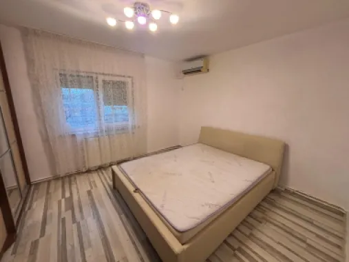 De vanzare apartament 3 camere, 85 mp, I.C. Frimu, 125.000 euro