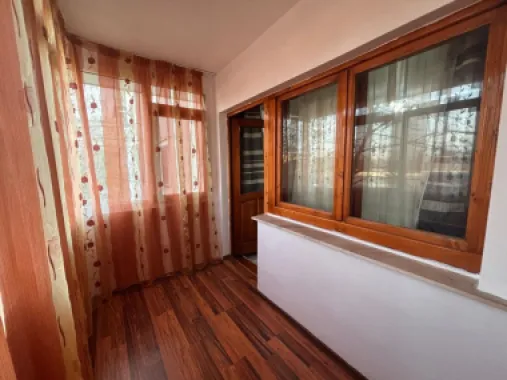De vanzare apartament 3 camere, 85 mp, I.C. Frimu, 125.000 euro