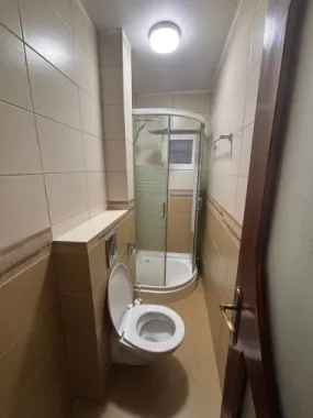 De vanzare apartament 3 camere, 85 mp, I.C. Frimu, 125.000 euro
