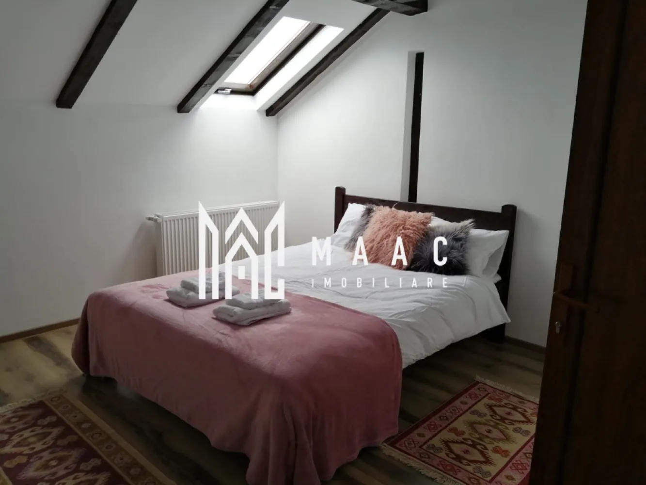 Pensiune 7 camere|240 MPU| 630MP Teren |Oportunitate Investiție | P+1 | Păltiniș