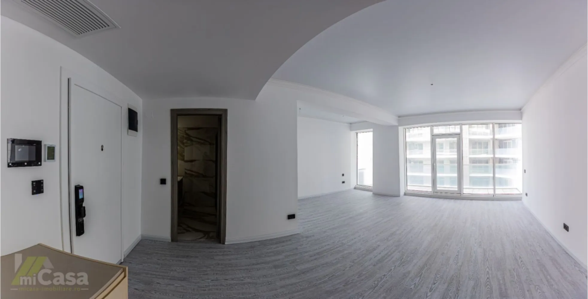 Apartament 1 Camera - Complex Rezidențial WHITE SEA - Mamaia - Apartament 1 cameră - Etaj 7 - Complex Rezidențial WHITE SEA

miCasa imobiliare vă prezintă un apartament modern, situat la etajul 7 al unui complex rezidențial deosebit, cu o suprafață totală de 55,2 mp. Apartamentul este de tip 12, conform planului etajelor 1-8, și beneficiază de o distribuție optimă a spațiilor.

Structura apartamentului:

Living + Bucătărie: 32,56 mp – un spațiu generos și luminos, ideal pentru momentele de relaxare sau socializare, completat de o bucătărie modernă, perfect integrată.
Baie: 3,70 mp – baie modernă, dotată cu toate facilitățile necesare.
Terasa: 10,6 mp – locul perfect pentru a te bucura de aerul curat și de o vedere spectaculoasă la mare.

Caracteristici suplimentare:

Izolație fonică: Apartamentul beneficiază de o izolație fonică excelentă, asigurându-vă confortul necesar pentru o viață liniștită.
Eco friendly: Tehnologii eco-friendly pentru un trai sustenabil, reducând impactul asupra mediului.
Smart home: Apartamentul este echipat cu sistem smart home, care vă permite să controlați cu ușurință iluminatul, temperatura și alte funcționalități ale locuinței dintr-o aplicație mobilă.
Vedere la mare: Bucurați-vă de o priveliște deosebită asupra mării, perfectă pentru momente de relaxare sau pentru a savura apusurile.
Complex rezidențial: Locuința se află într-un complex rezidențial de top, oferind facilități moderne, siguranță și un mediu plăcut și liniștit pentru întreaga familie.

Acest apartament reprezintă alegerea perfectă pentru cei care doresc confort, modernitate și o locație deosebită cu vedere la mare.

Contactați-ne pentru mai multe detalii sau pentru a programa o vizionare!

Cumperi prin miCasa Imobiliare? Primești mai mult decât o locuință.
👉 Ai comision 0 și până la 10% reducere la materialele de amenajare interioară marca miCasa.

Cumpără inteligent. Renovează cu stil.