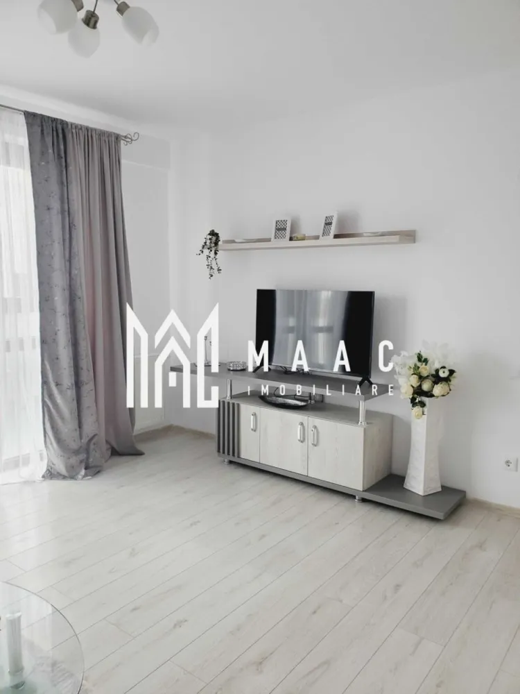 Apartament 2 camere | 2 Balcoane | 60MPU | Doamna Stanca - MAAC Imobiliare vă propune spre închiriere un apartament de 2 camere, decomandat, cu finisaje moderne și de calitate ,izolat termic într-un imobil cu lift. Locuința este pregătită pentru mutare imediată și oferă acces simplu și rapid către mall și principalele puncte de interes din oraș. Caracteristici: -1 dormitor cu pat matrimonial 180x200 -1 living cu ieșire pe balcon -1 bucătărie separată cu ieșire pe balcon -1 baie cu duș walk-in - 1 loc de parcare privat -internet prin fibră optică Se închiriază complet mobilat și utilat cu electrocasnicele necesare. -Dispune de 2 balcoane,dintre care unul închis ,oferind un spațiu suplimentar pentru depozitare sau relaxare. Condiții de închiriere: Contract pe minim 1 an de zile. Garanție în cuantumul unei chirii. Nu se acceptă animale de companie. Pentru vizionări sau mai multe detalii contactați-ne și specificați ID:CP2871192 (codul proprietății) }}
