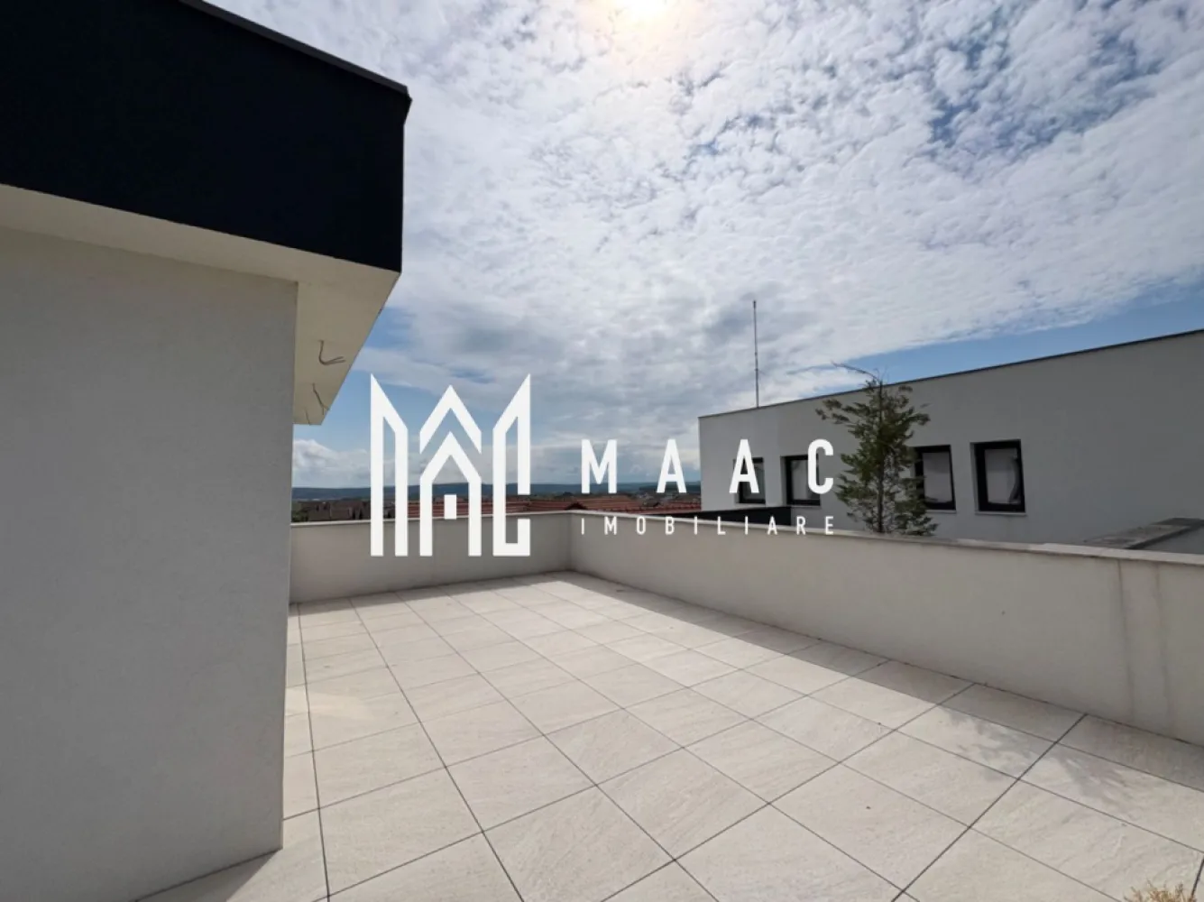 Penthouse 3 camere I 91 mp I Terasa I Calea Cisnadiei