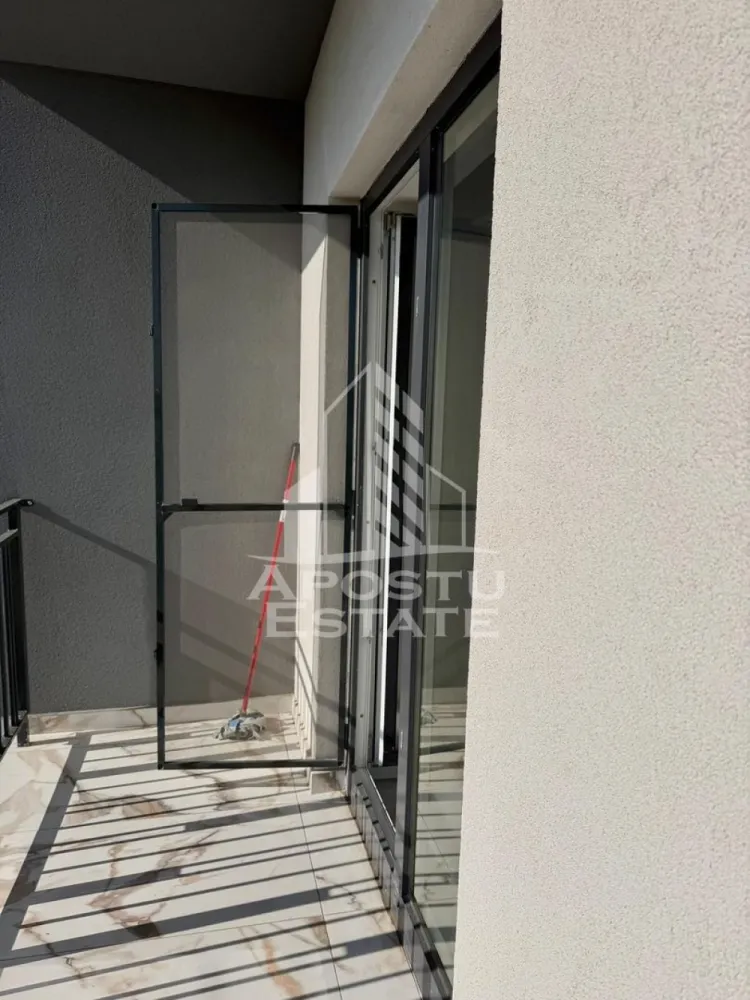 Apartament cu 2 camere de inchiriat, prima inchiriere, Giroc