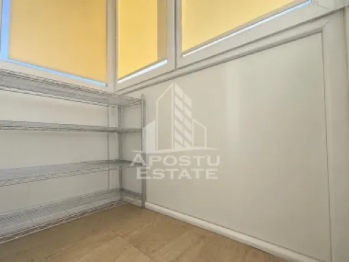 Apartament de vanzare 3 camere, 54 mp utili, zona Vlaicu