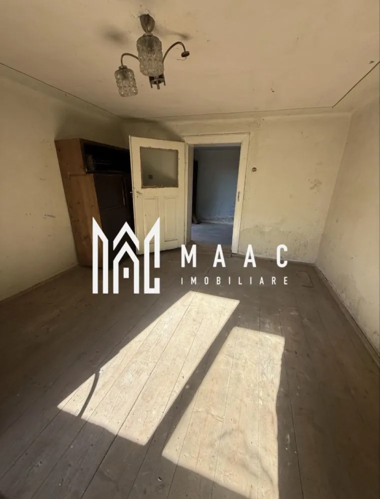 Casă de renovat I teren 1400 mp I Livadă I Central Săcel