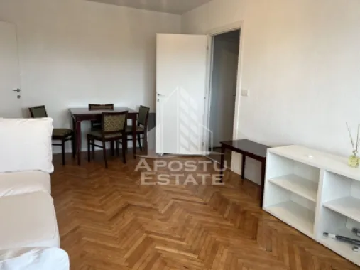 Apartament cu 2 camere, balcon, zona Garii