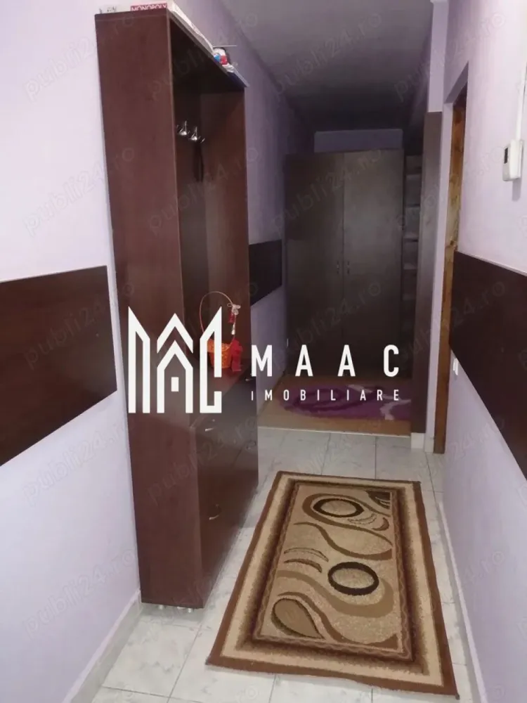 Garsoniera Ostroveni | 35.4 mpu | Centrala proprie | - MAAC Imobiliare vă propune spre vânzare o mansardă spațioasă și bine compartimentată, situată în cartierul Ostroveni – zona Hermes, una dintre cele mai accesibile și apreciate zone din Râmnicu Vâlcea. Proprietatea este decomandată, confort 1 și reprezintă o alegere excelentă atât pentru locuit, cât și pentru investiție.
Locuința se vinde complet mobilată și utilată, fiind pregătită pentru mutare imediată, într-o zonă cu acces rapid către toate facilitățile importante ale orașului.
Caracteristici:
Mansardă decomandată
Confort 1
Situată în Ostroveni – zona Hermes
Compartimentare practică și luminoasă
Ideală pentru locuit sau investiție
Se vinde mobilată și utilată
Preț negociabil
Compartimentare:
Hol de acces
Dormitor luminos
Bucătărie spațioasă
Baie cu fereastră
Dotări:
Mobilier inclus
Electrocasnice incluse
Spații bine optimizate
Locuință pregătită pentru mutare imediată
Avantaje:
Zonă foarte accesibilă
Aproape de:
Școli și grădinițe
Piață
Magazine
Mijloace de transport
Centrul orașului
Ideală pentru cuplu, persoană singură sau investiție
Costuri eficiente de întreținere
Preț: 36.500 Euro negociabil
Pentru mai multe informații și programarea unei vizionări, echipa MAAC Imobiliare vă stă la dispoziție.ID 3118650