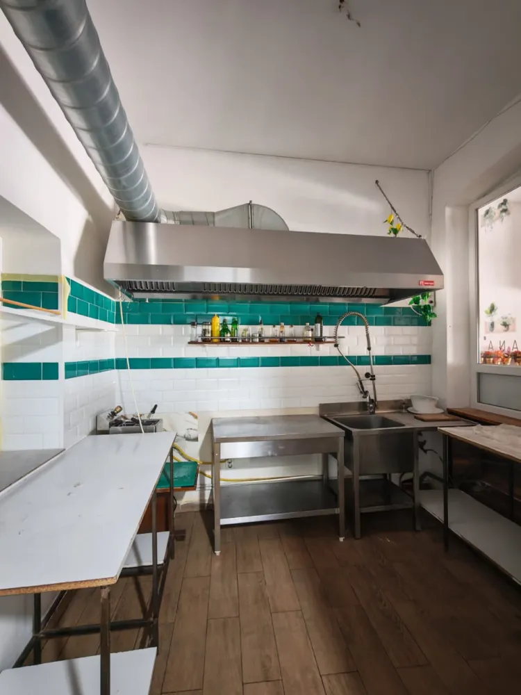 Spațiu ultracentral restaurant/cafenea cu posibilitate terasă