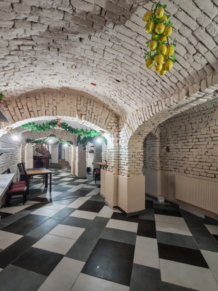 Spațiu ultracentral restaurant/cafenea cu posibilitate terasă
