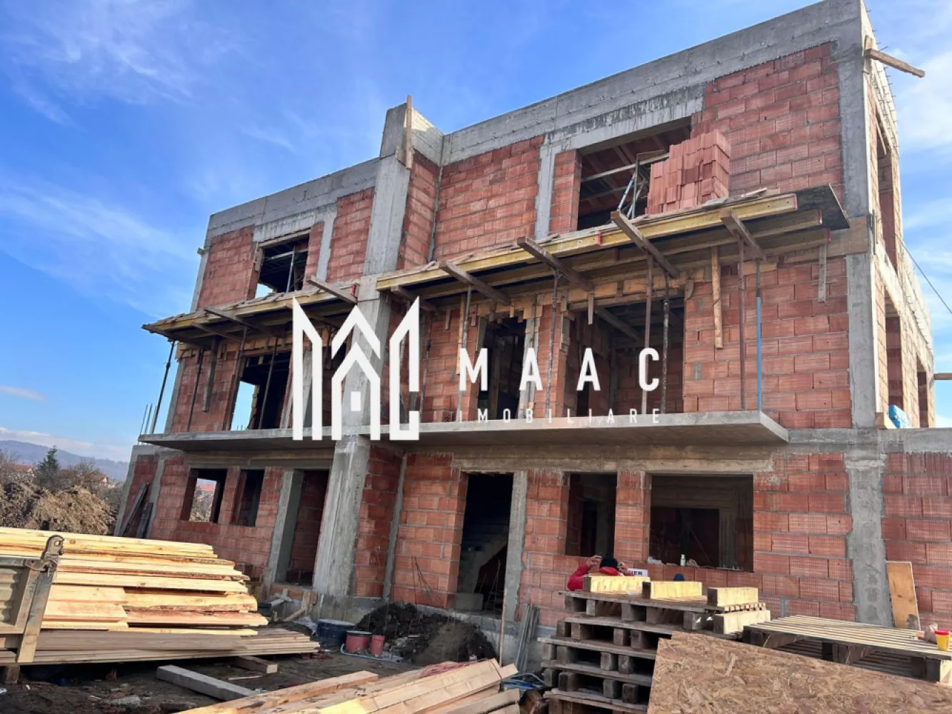 Duplex premium I Sibiu I 3 niveluri I 4 camere I panouri fotovoltaice