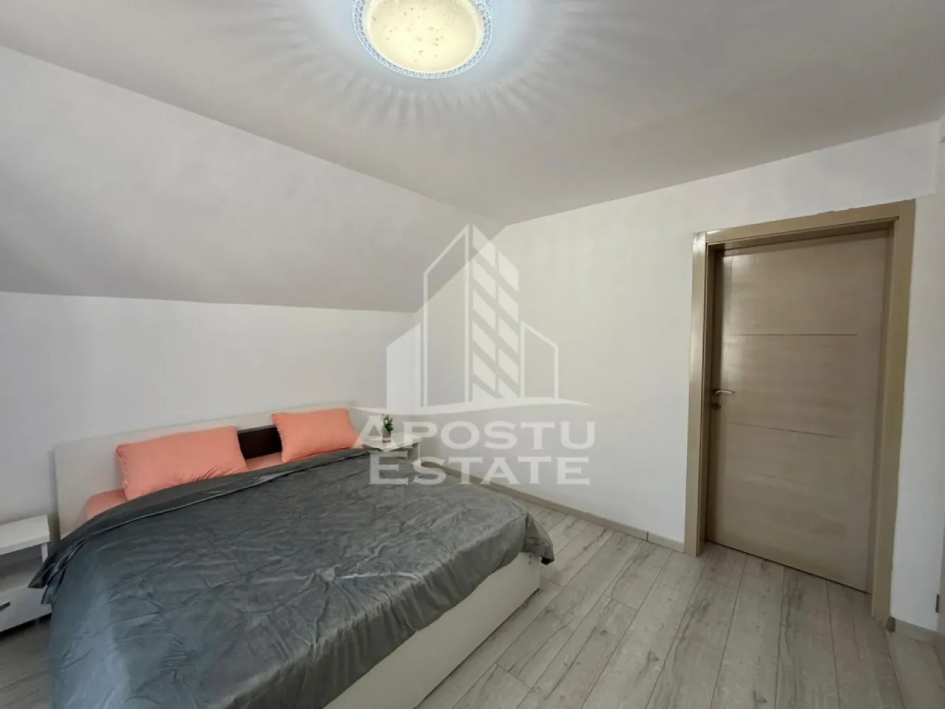 Casa cu 5 camere de inchiriat, zona Decathlon, Aradului, Timisoara