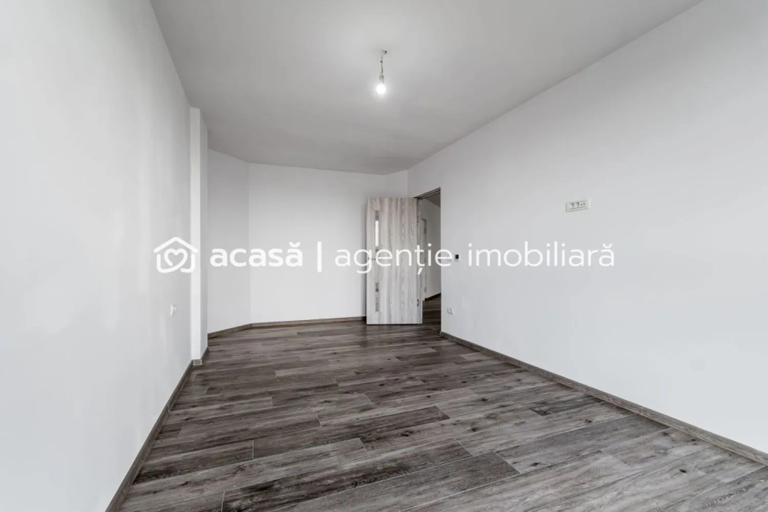 Apartament cu 2 camere, bloc nou, Subcetate, Arad