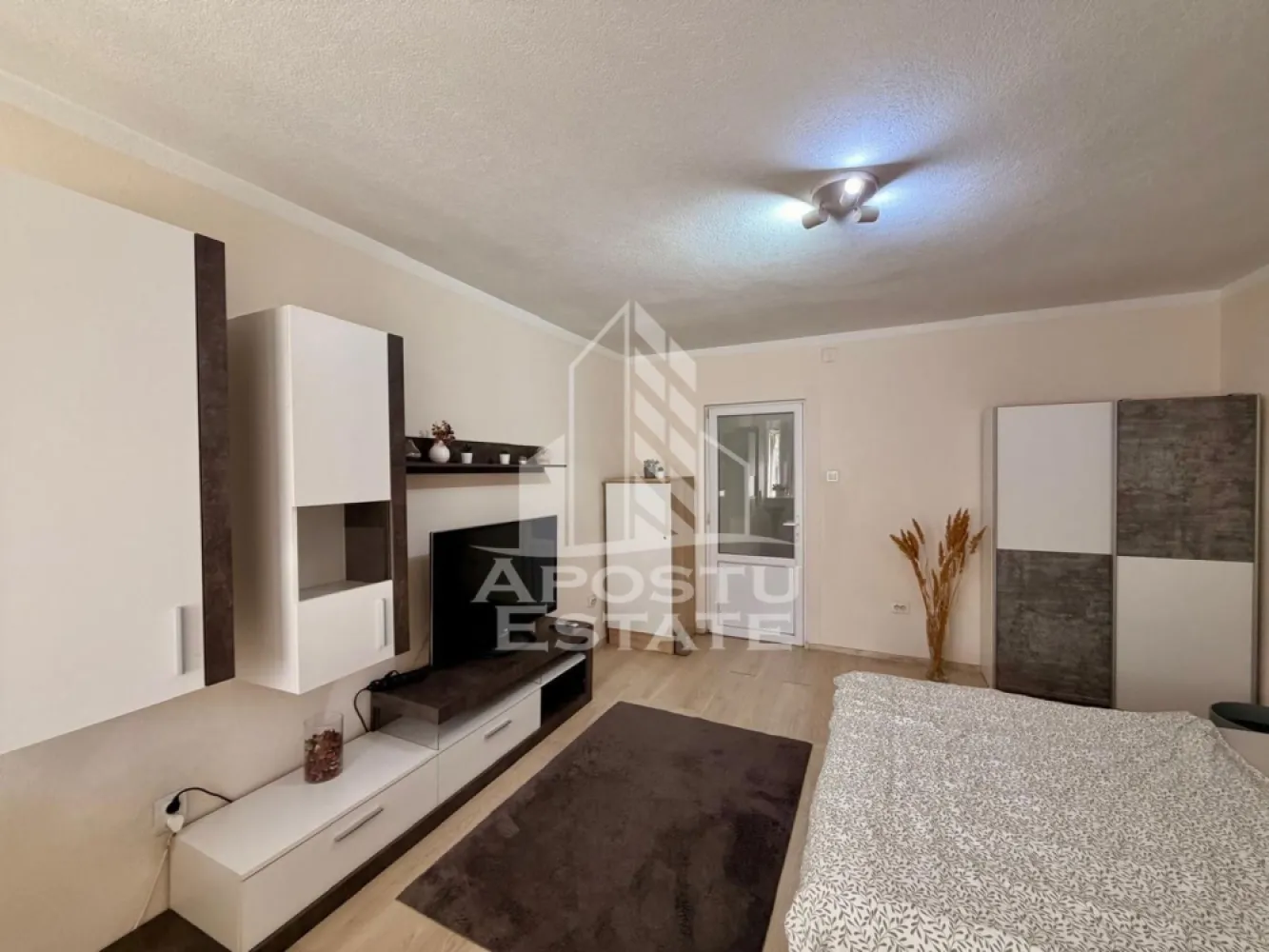 Apartament cu 1 camera de inchiriat, zona Circumvalatiunii, Timisoara