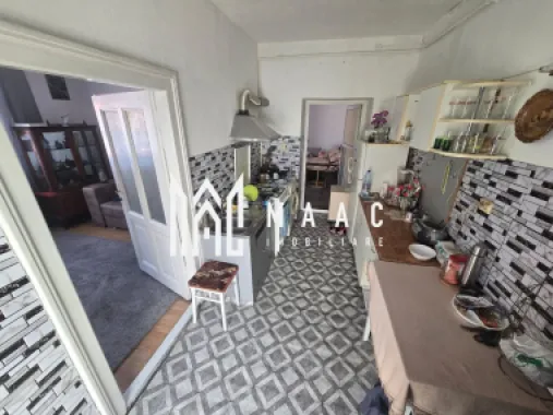 Apartament la casa | 2 camere | 59 MP | Pivnita | Centru