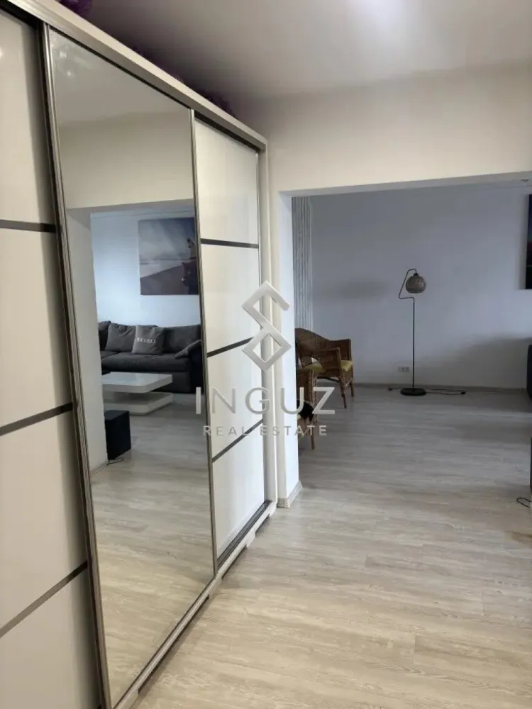 DE ÎNCHIRIAT | Apartament 2 camere | Piața Muncii | 550 € - DE ÎNCHIRIAT | Apartament 2 camere | Piața Muncii | 550 €
Apartament cu 2 camere, decomandat, situat în zona Piața Muncii, la doar 4 minute de metrou.

• 50 mp utili
• Etaj 11
• Bloc construit în 1989
• Complet mobilat și utilat
• Compartimentare decomandată
• Acces rapid către mijloace de transport, magazine și zone comerciale

Apartamentul este ideal pentru o persoană sau un cuplu care își dorește confort și acces facil către centrul orașului.

Chirie: 550 € / lună
COMISION AGENȚIE: 50%

للإيجار | شقة غرفتين | Piața Muncii | 550 يورو
شقة مكونة من غرفتين، بنظام منفصل، تقع في منطقة Piața Muncii، على بعد 4 دقائق فقط من محطة المترو.

• 50 متر مربع
• الطابق 11
• بناء سنة 1989
• مفروشة ومجهزة بالكامل
• تقسيم منفصل
• موقع ممتاز قريب من وسائل النقل، المتاجر والخدمات

الشقة مناسبة لشخص أو زوجين يبحثان عن الراحة وسهولة الوصول إلى وسط المدينة.

الإيجار: 550 يورو / شهرياً
عمولة المكتب: 50%

Inguz Real Estate
📱 +40 774 017 567
📱 +40 724 922 092
✉️ info@inguzrealestate.com