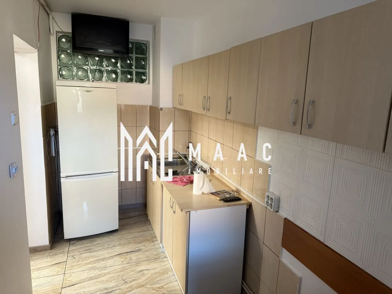 Apartament de închiriat | 3 camere | 83 Mp | Ștrand