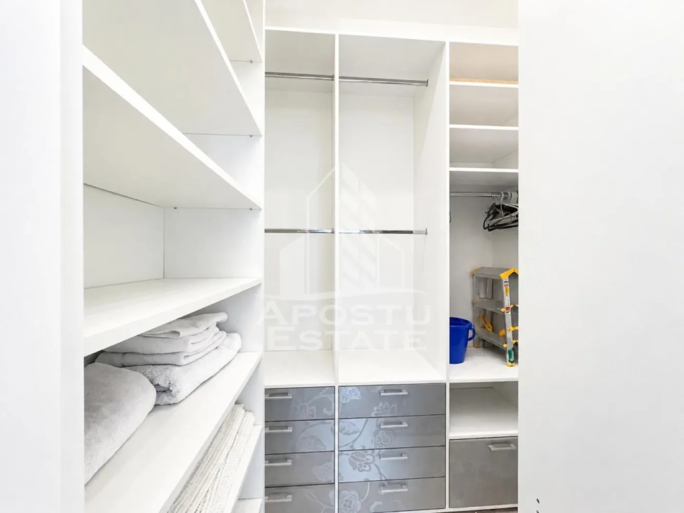 Apartament 3 camere LUX de inchiriat Băile Neptun Timisoara