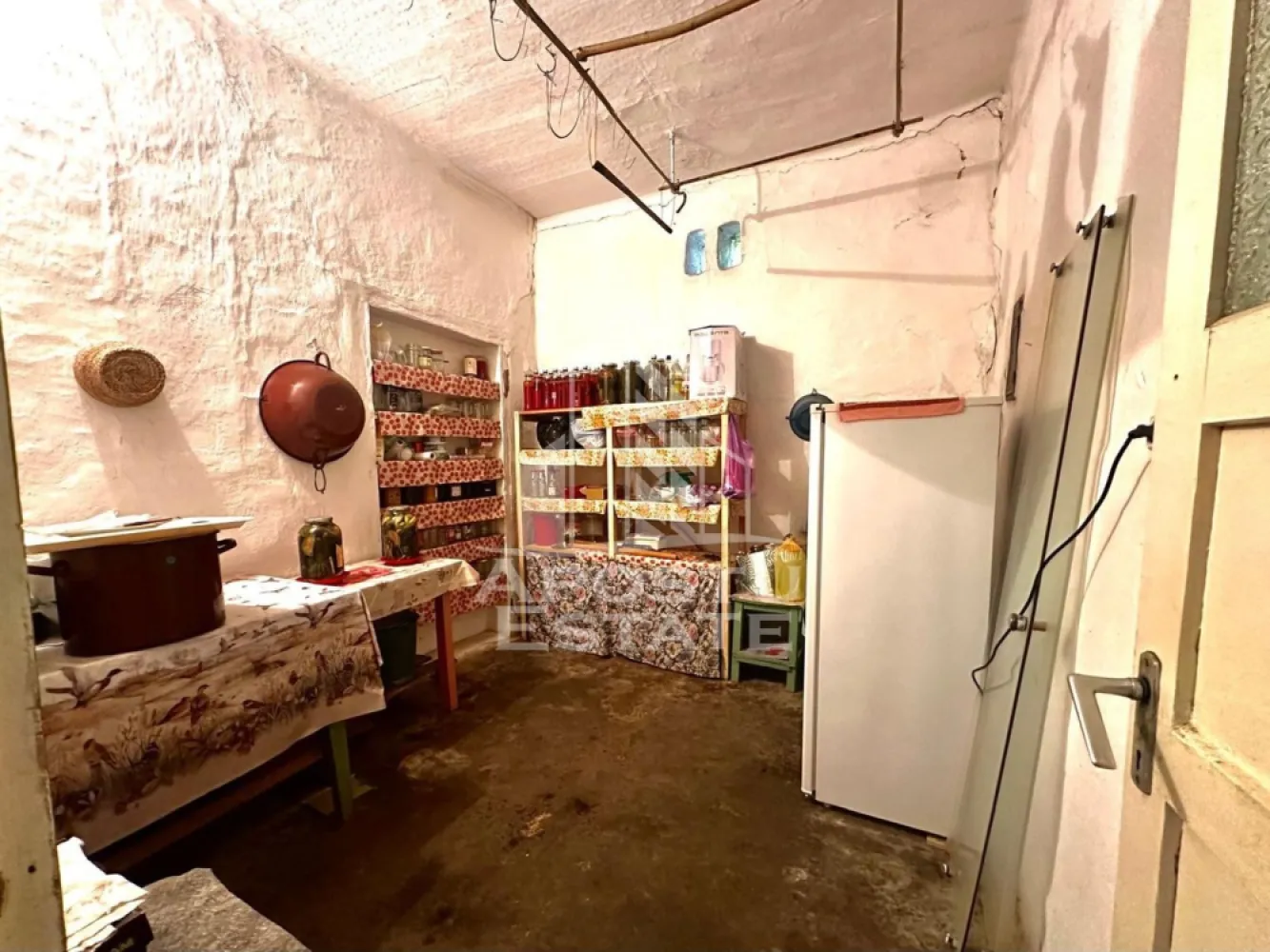 Casa de vanzare in Zimandu Nou