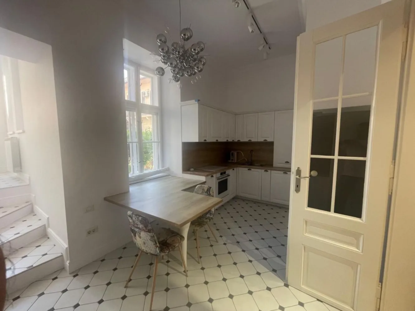 Apartament de lux în inima Oradiei – locație premium lângă Gojdu