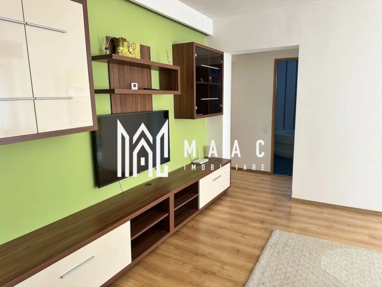 Apartament 3 camere Valea Aurie | Pivnita | 2 balcoane - MAAC Imobiliare va prezinta un apartament in Valea Aurie cu 3 camere 65 mp, 2 balcoane si pivnita 21 mp complet finisat. Living cu bucatarie generos și luminos. Doua dormitoare spatioase . Două băi dintre care una cu cada. Predare la cheie. Dotări: centrală termică proprie,geamuri termopan,aer conditionat. Situat la etajul 4 al unui imobil bine întreținut (acoperiș și casa scării recent renovate). - Living, - Bucătarie - 2 dormitoare, - 2 băi - 2 balcoane - Pivniță 21mp Se vinde mobilat și utilat. Disponibil imediat Pentru mai multe detalii precizati telefonic ca ati vazut anuntul cu ID: CP2805517 }}