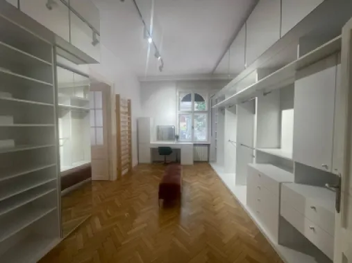 Apartament de lux în inima Oradiei – locație premium lângă Gojdu