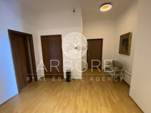 Penthouse 5 camere 250 mp lângă Ambasada SUA , zona Băneasa București