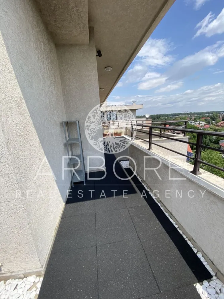 Penthouse 5 camere 250 mp lângă Ambasada SUA , zona Băneasa București