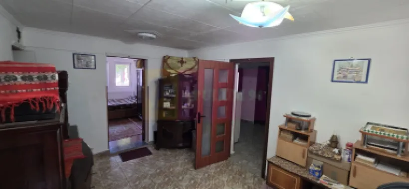 Casa de vanzare cu 5 camere în Mislea