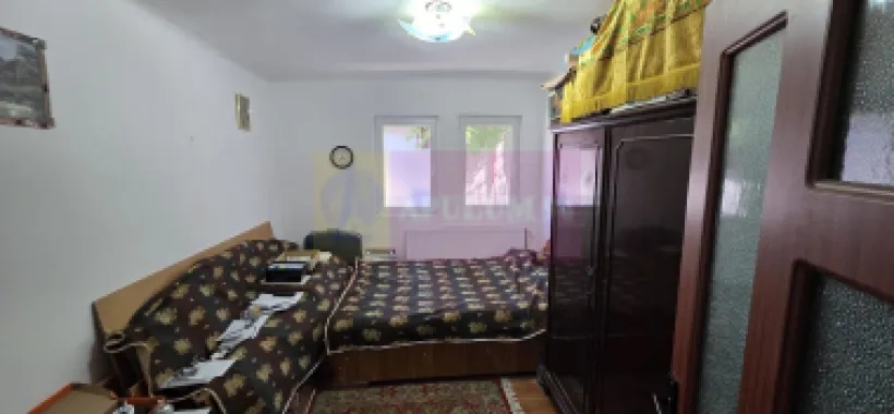 Casa de vanzare cu 5 camere în Mislea