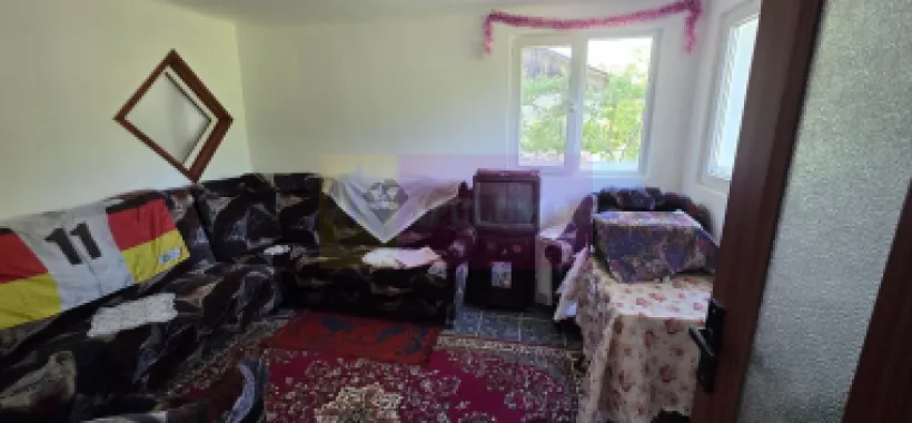 Casa de vanzare cu 5 camere în Mislea