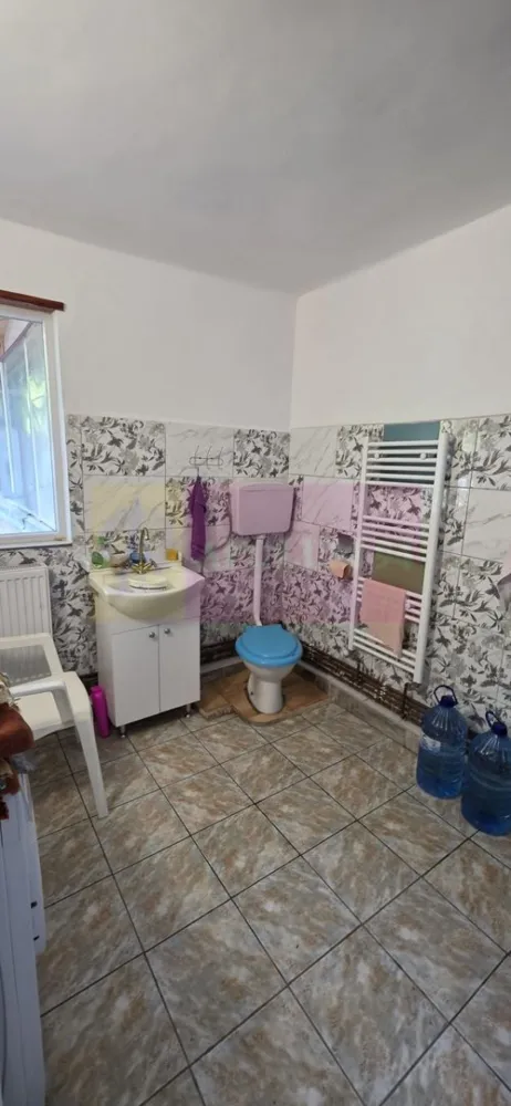 Casa de vanzare cu 5 camere în Mislea