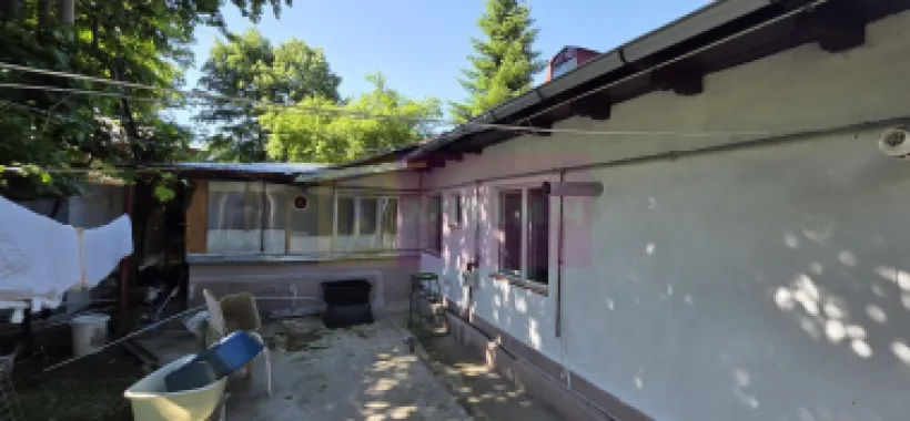 Casa de vanzare cu 5 camere în Mislea