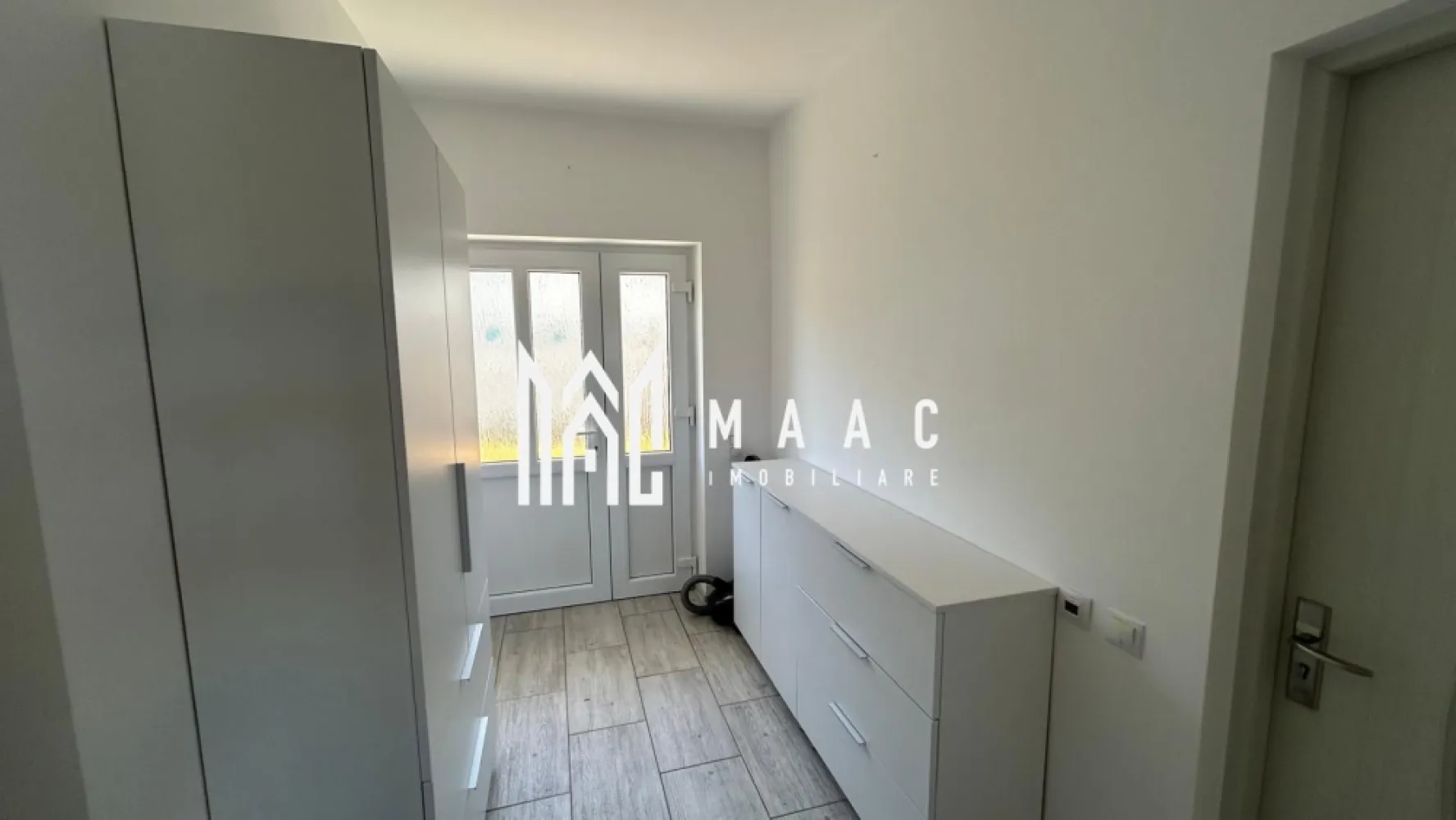 Apartament 3 camere | Decomandat | Terasă+Balcon | Șura Mare